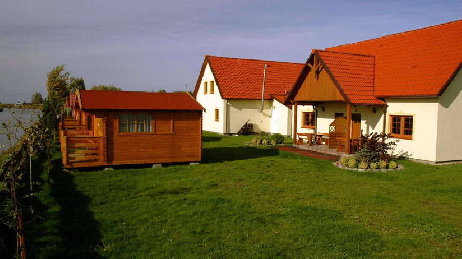 rekreační středisko stanové městečko kemp celoroční venkovské domy pokoje ubytování ubytování v Polsku Baltské moře Leba